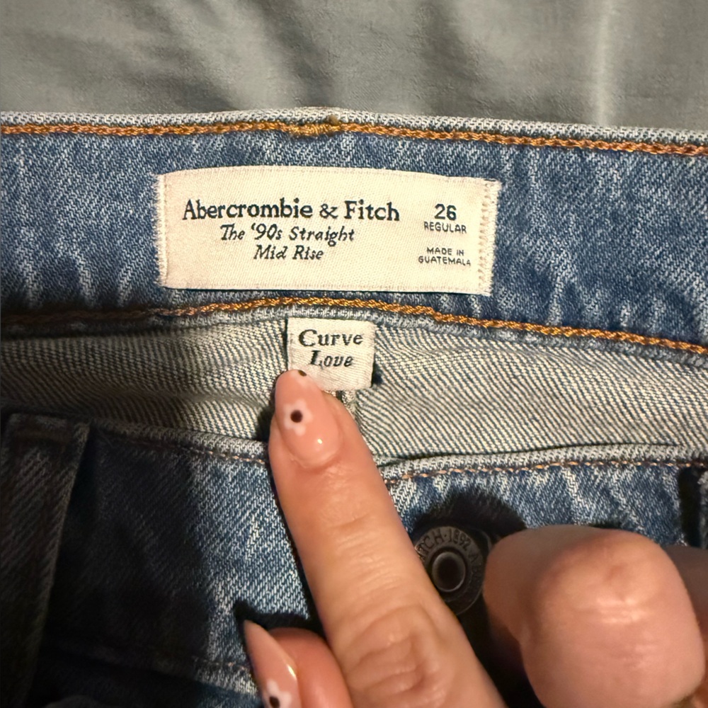 Abercrombie & Fitch 90’s Straight Midrise Jeans curve love size 26 regular NWT - Picture 4 of 4